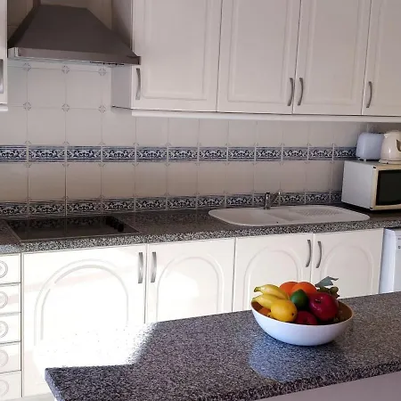 Praiamar T1 5º - New Uauhomes Beach 1bdr 300mts To Beach דירה פורטימאו